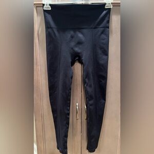 Yummie M/L Black Leggings